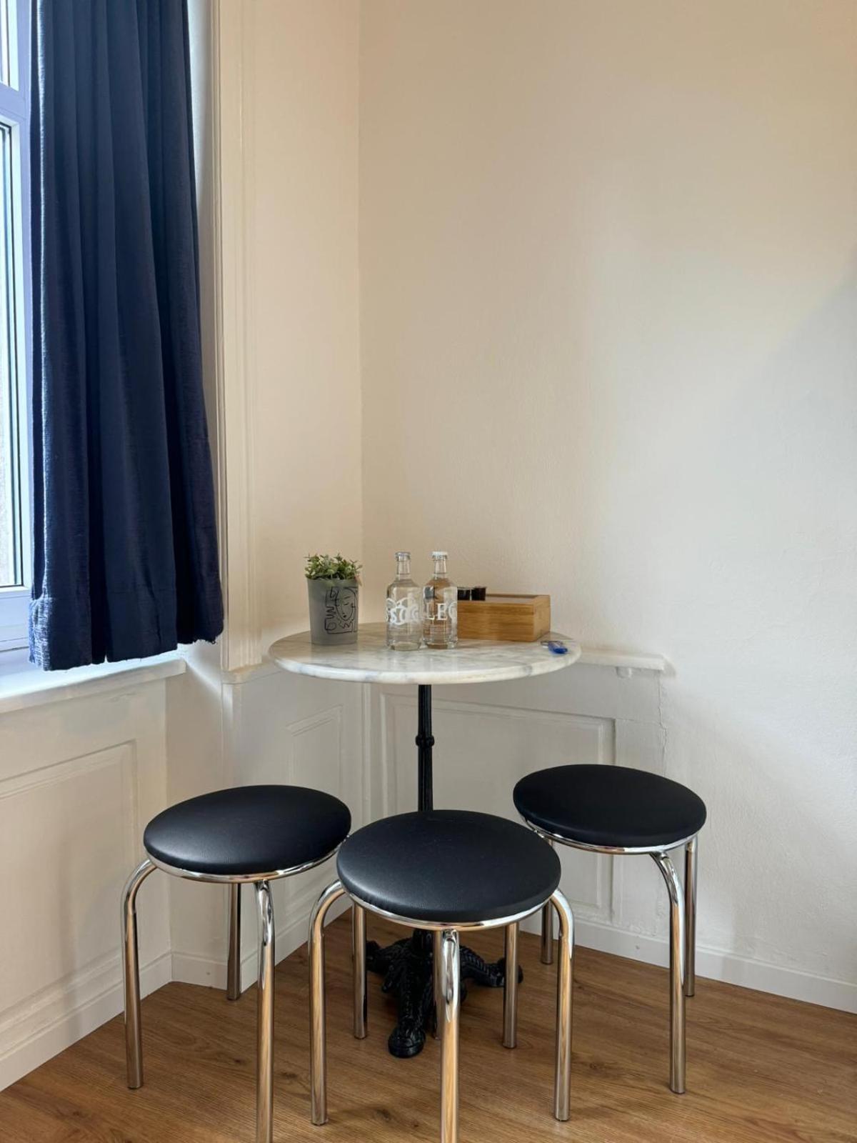 Haus Zum Ruetli Apartment Кур Стая снимка